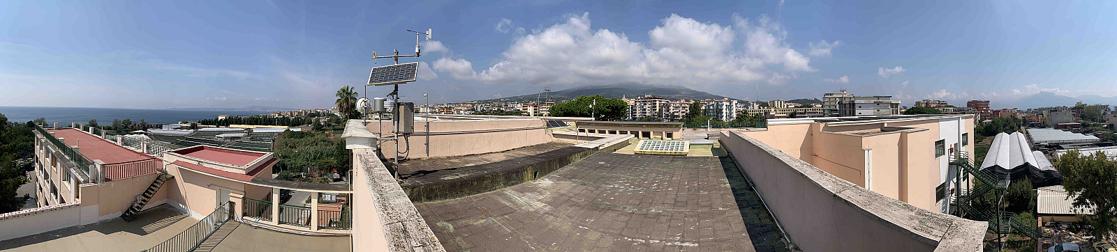 Landscape from the roof of the town hall of Torre del Greco (Naples), where a station of the meteorological TROPOMAG network is installed. In the background, the silhouette of Mt. Vesuvius - Pictures